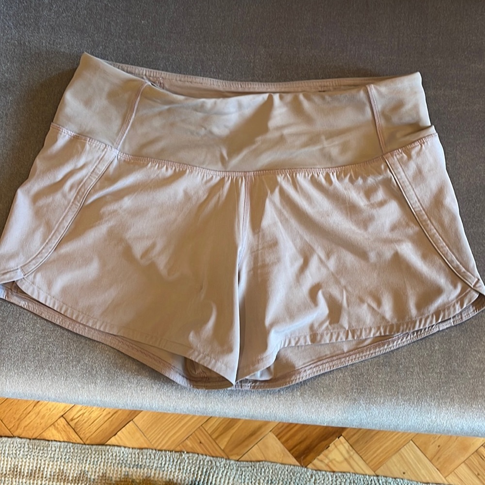 lululemon size 4